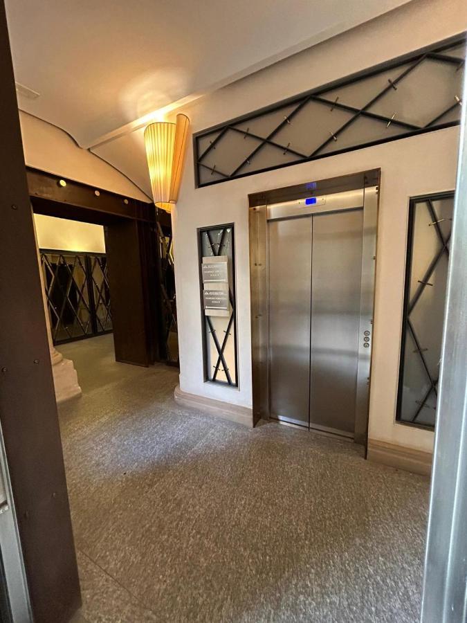 Splendido Appartamento In Piazza San Carlo Торино Екстериор снимка
